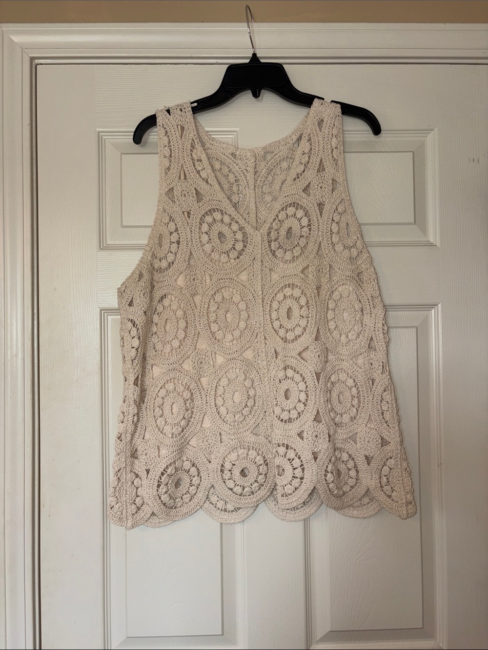 Wonderly Cream Crochet Medallion Camisole
